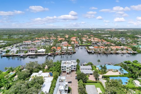 Copropriété à vendre à North Palm Beach, Floride: 3 chambres, 391.95 m2 № 2175323 - photo 2