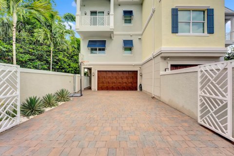 Copropriété à vendre à North Palm Beach, Floride: 3 chambres, 391.95 m2 № 2175323 - photo 10