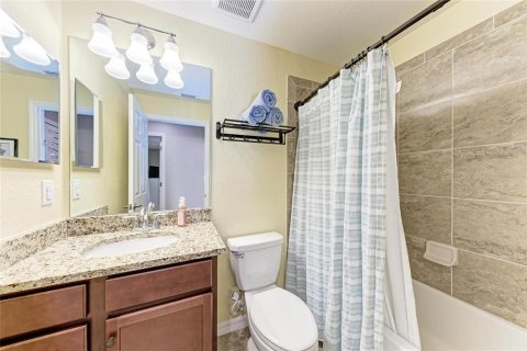 Condo in Bradenton, Florida, 2 bedrooms in LAKEWOOD NATIONAL  № 1750899 - photo 27