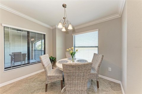 Condo in Bradenton, Florida, 2 bedrooms in LAKEWOOD NATIONAL  № 1750899 - photo 19