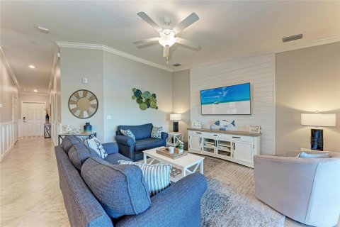 Condo in Bradenton, Florida, 2 bedrooms in LAKEWOOD NATIONAL  № 1750899 - photo 8