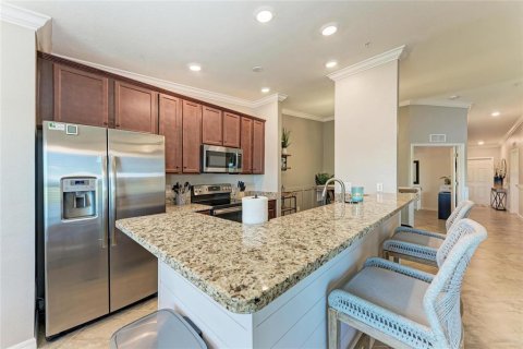 Condo in Bradenton, Florida, 2 bedrooms in LAKEWOOD NATIONAL  № 1750899 - photo 12