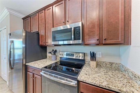 Condo in Bradenton, Florida, 2 bedrooms in LAKEWOOD NATIONAL  № 1750899 - photo 13
