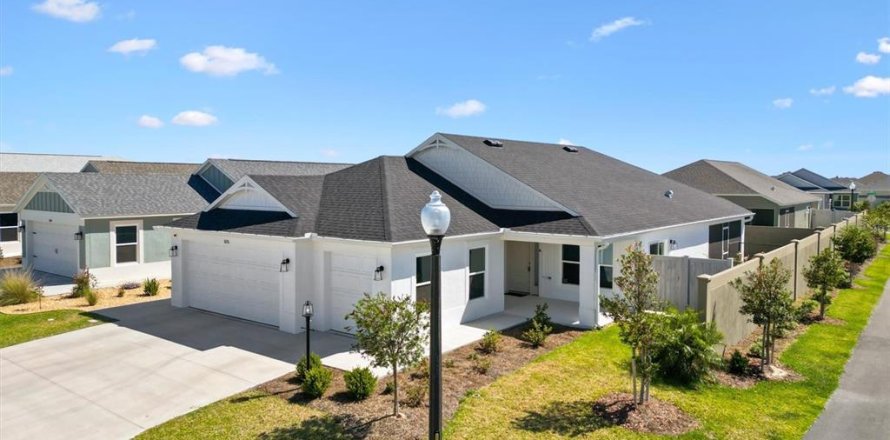 Casa en The Villages, Florida 3 dormitorios, 157.56 m2 № 1650590