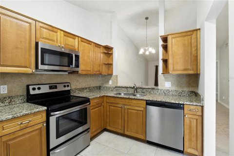 House in Palm Harbor, Florida 3 bedrooms, 88.26 sq.m. № 1884034 - photo 4