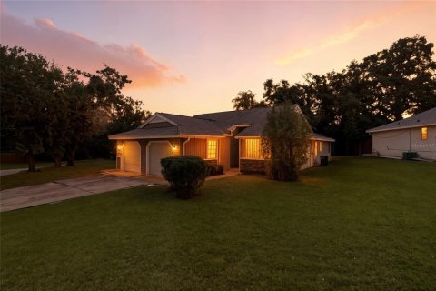 House in Palm Harbor, Florida 3 bedrooms, 88.26 sq.m. № 1884034 - photo 23