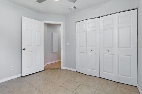 House in Palm Harbor, Florida 3 bedrooms, 88.26 sq.m. № 1884034 - photo 17