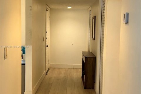 Condominio en venta en Weston, Florida, 2 dormitorios, 113.34 m2 № 2020955 - foto 3