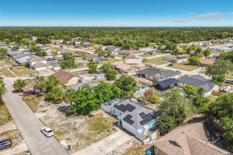 House in Deltona, Florida 3 bedrooms, 96.62 sq.m. № 2213539 - photo 28