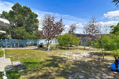 House in Deltona, Florida 3 bedrooms, 96.62 sq.m. № 2213539 - photo 27