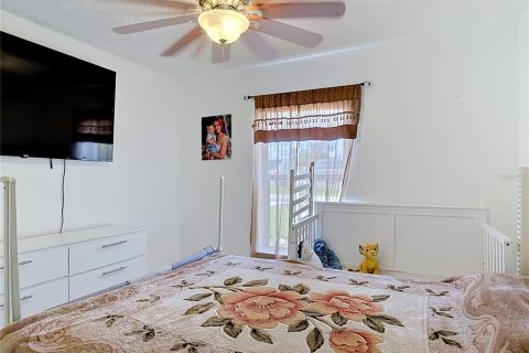 House in Deltona, Florida 3 bedrooms, 96.62 sq.m. № 2213539 - photo 16