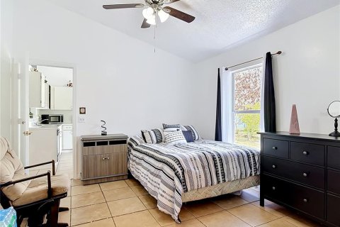 House in Deltona, Florida 3 bedrooms, 96.62 sq.m. № 2213539 - photo 20