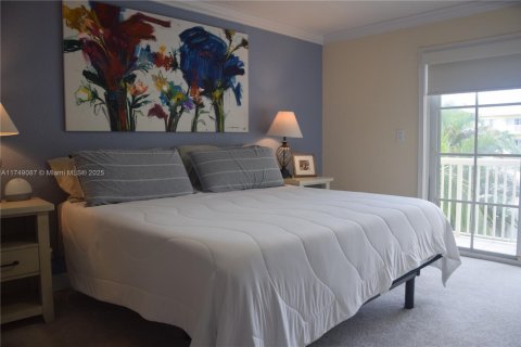 Condo in Fort Lauderdale, Florida, 2 bedrooms  № 1860959 - photo 9