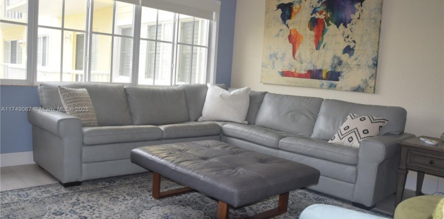 Condo in Fort Lauderdale, Florida, 2 bedrooms № 1860959