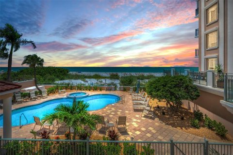 Copropriété à vendre à Treasure Island, Floride: 3 chambres, 349.5 m2 № 1909890 - photo 3