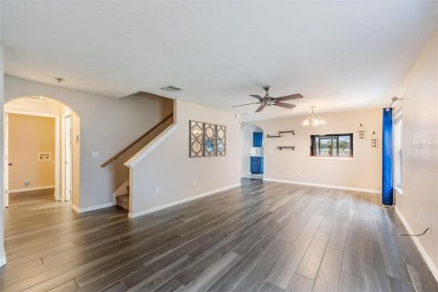 Casa en venta en Riverview, Florida, 5 dormitorios, 205.04 m2 № 1854535 - foto 3