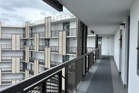 Condo in Aventura, Florida, 2 bedrooms  № 2055029 - photo 3