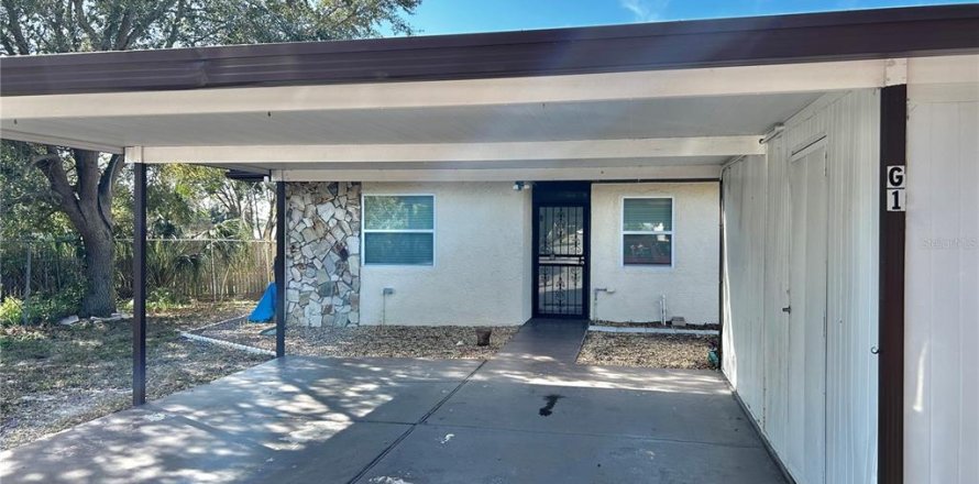 Condo in Port Richey, Florida, 3 bedrooms № 1535773