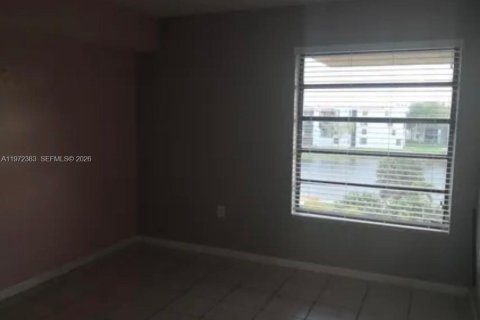 Снять в аренду кондоминиум в Майами, Флорида 2 спальни, 108.7м2, № 2046500 - фото 9