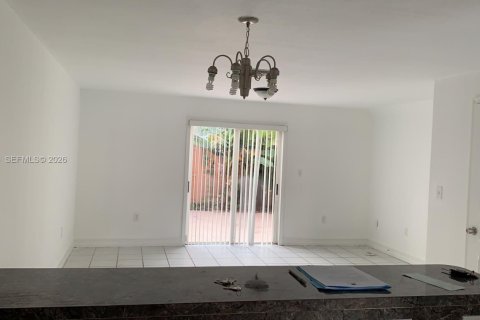 Купить кондоминиум в Майами, Флорида 2 спальни, 90.12м2, № 2048993 - фото 6