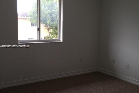 Купить кондоминиум в Майами, Флорида 2 спальни, 90.12м2, № 2048993 - фото 15