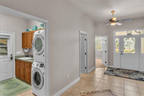House in Polk City, Florida 2 bedrooms, 155.52 sq.m. № 2097362 - photo 8