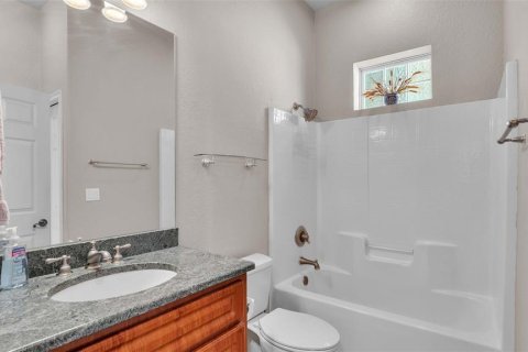 House in Polk City, Florida 2 bedrooms, 155.52 sq.m. № 2097362 - photo 11