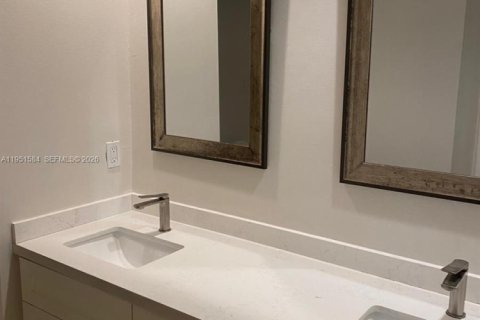 Снять в аренду квартиру в Авентура, Флорида 3 спальни, 122.63м2, № 2024740 - фото 12