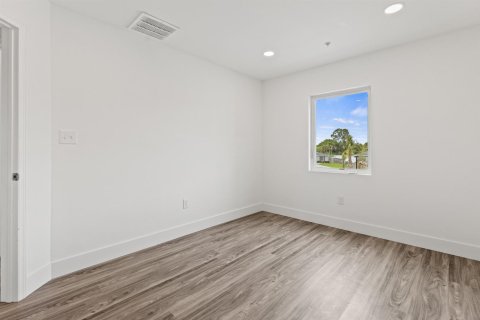 Townhouse in Port St. Lucie, Florida 3 bedrooms, 113.53 sq.m. № 2391779 - photo 21