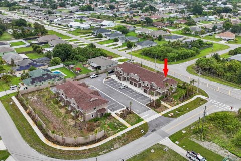 Townhouse in Port St. Lucie, Florida 3 bedrooms, 113.53 sq.m. № 2391779 - photo 30