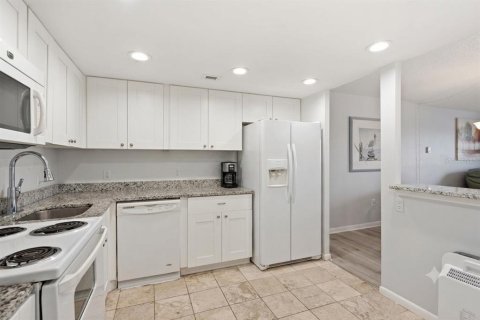Copropriété à vendre à Clearwater, Floride: 2 chambres, 117.06 m2 № 2226441 - photo 20