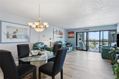 Copropriété à vendre à Clearwater, Floride: 2 chambres, 117.06 m2 № 2226441 - photo 7