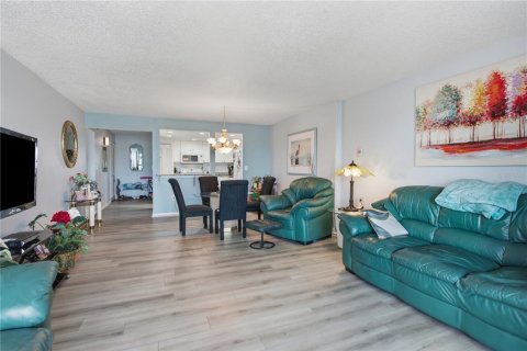 Copropriété à vendre à Clearwater, Floride: 2 chambres, 117.06 m2 № 2226441 - photo 15