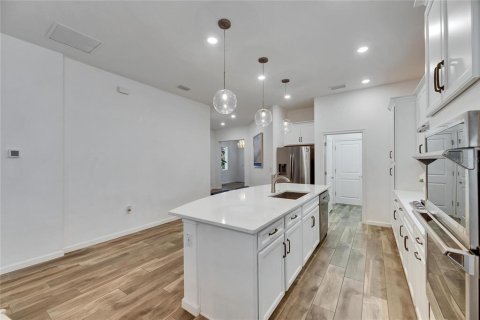 Villa ou maison à vendre à Apollo Beach, Floride: 3 chambres, 179.49 m2 № 1546338 - photo 20