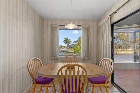 Villa ou maison à vendre à Punta Gorda, Floride: 3 chambres, 170.01 m2 № 2141928 - photo 13