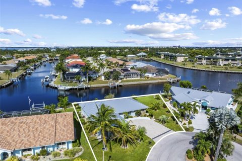 Villa ou maison à vendre à Punta Gorda, Floride: 3 chambres, 170.01 m2 № 2141928 - photo 30