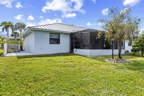 Villa ou maison à vendre à Punta Gorda, Floride: 3 chambres, 170.01 m2 № 2141928 - photo 26