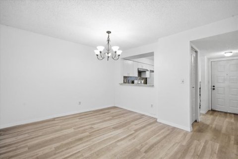 Copropriété à vendre à Palm Harbor, Floride: 2 chambres, 95.69 m2 № 2231696 - photo 9