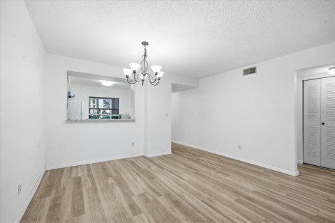 Copropriété à vendre à Palm Harbor, Floride: 2 chambres, 95.69 m2 № 2231696 - photo 10
