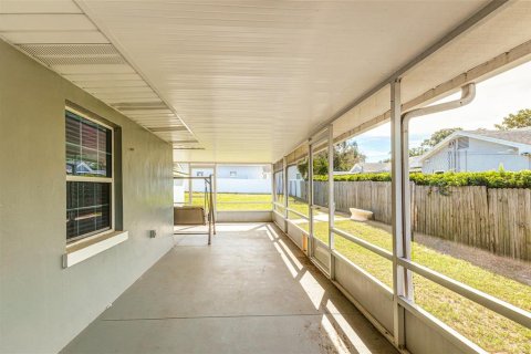 Villa ou maison à vendre à Winter Haven, Floride: 3 chambres, 195 m2 № 2391163 - photo 27