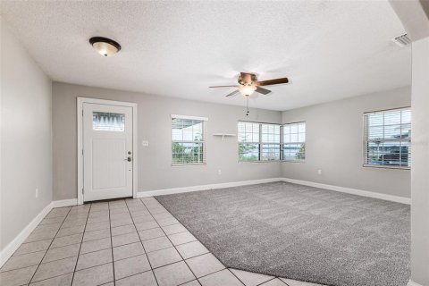 Villa ou maison à vendre à Winter Haven, Floride: 3 chambres, 195 m2 № 2391163 - photo 5