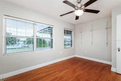 Villa ou maison à vendre à Winter Haven, Floride: 3 chambres, 195 m2 № 2391163 - photo 22
