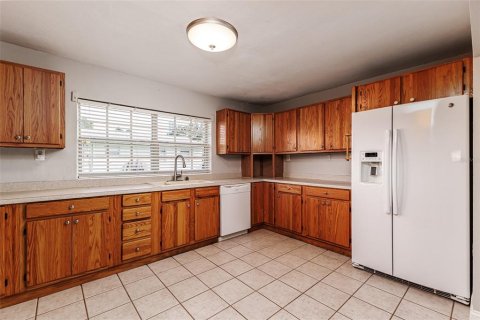 Villa ou maison à vendre à Winter Haven, Floride: 3 chambres, 195 m2 № 2391163 - photo 10