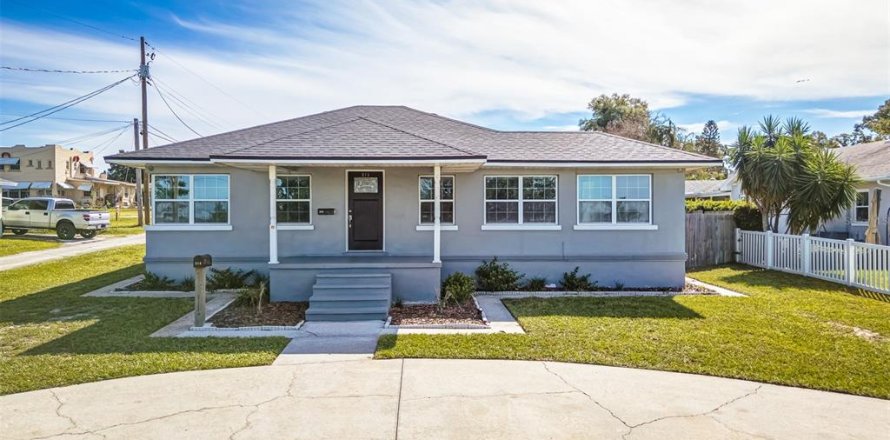 Villa ou maison à Winter Haven, Floride 3 chambres, 195 m2 № 2391163