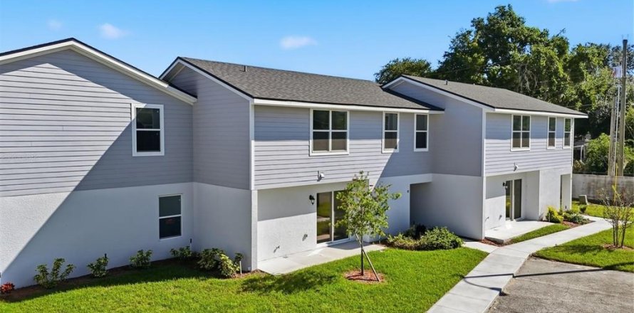 Adosado en Lakeland, Florida 3 dormitorios, 131.36 m2 № 2224676