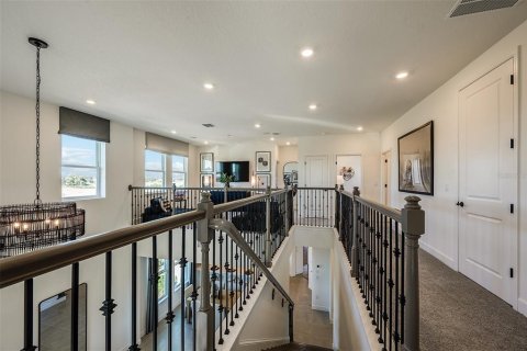 House in Mount Dora, Florida 4 bedrooms, 239.87 sq.m. № 2208692 - photo 20