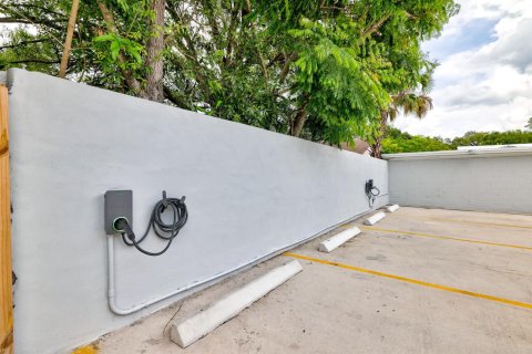 Villa ou maison à louer à Fort Pierce, Floride: 2 chambres, 75.16 m2 № 976916 - photo 1