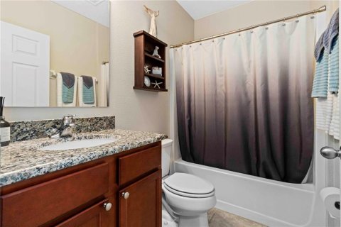 House in Cocoa, Florida 3 bedrooms, 142.05 sq.m. № 1801319 - photo 26