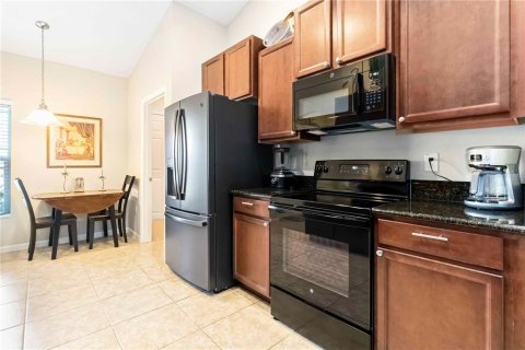 House in Cocoa, Florida 3 bedrooms, 142.05 sq.m. № 1801319 - photo 12
