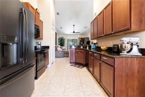 House in Cocoa, Florida 3 bedrooms, 142.05 sq.m. № 1801319 - photo 9